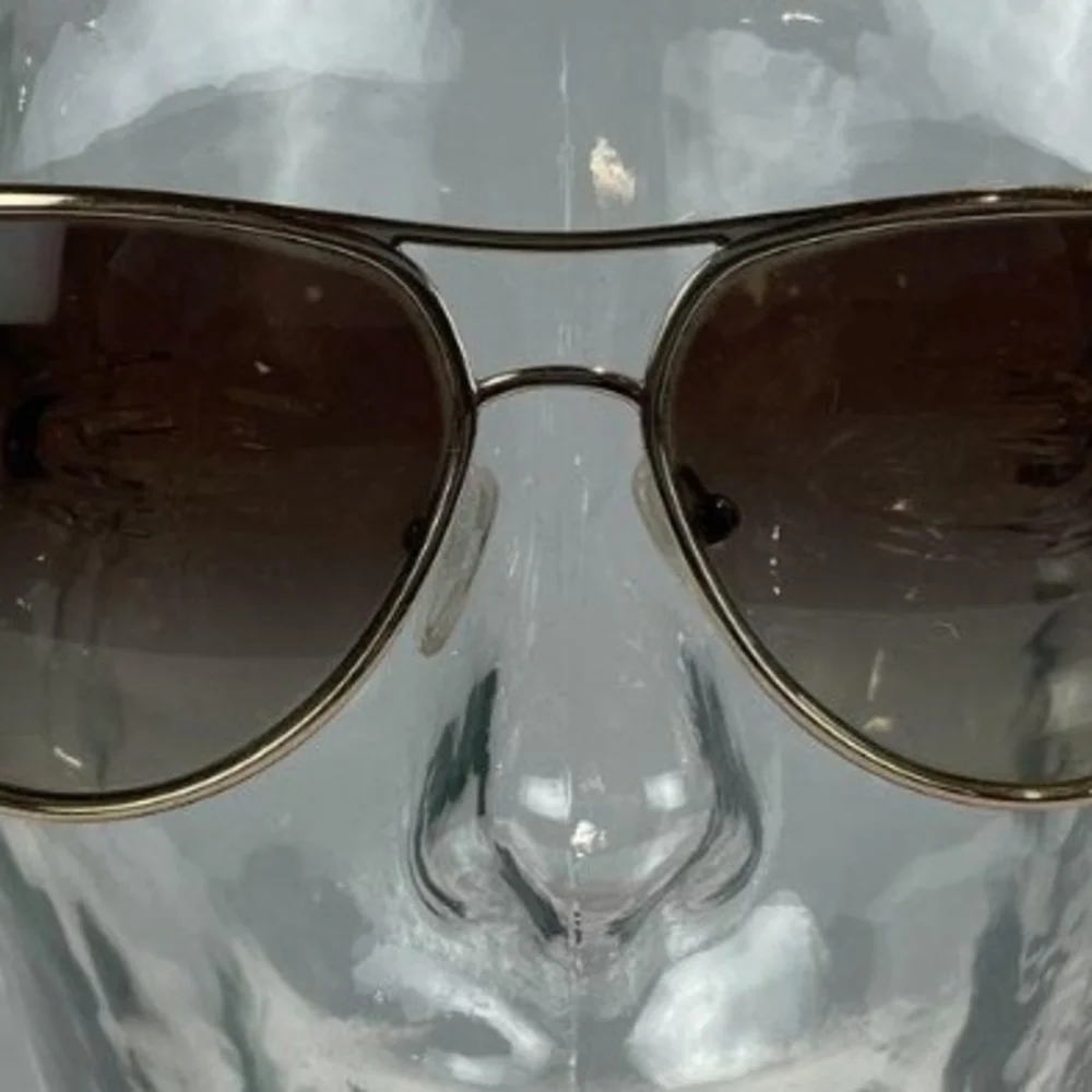 Stylish Gold Aviator Sunglasses